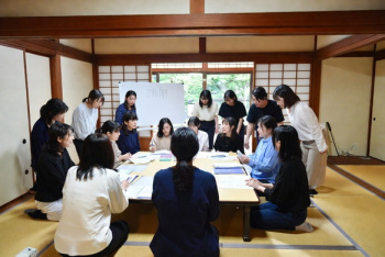 天性の、恥ずかしい性癖 第１９１話：『奥座敷のトクリュウ ―― 豪邸の防犯講座、去勢される犯人役 ――』の画像