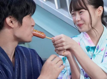 【松本いちか】愛くるしいルックスとパイパンが魅力の自慢の彼女がチャラ男の元カレに呆気なく寝取られた！の画像