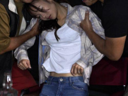 【栗山莉緒】町内会キャンプで美人妻を泥酔させて極上巨乳ボディに群がり犯した鬼畜野郎ども!の画像