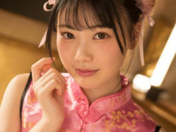 【石川澪】チャイナコスの清純系美人ギャルが見つめながら抜群のテクで射精まで導く本番サービス！の画像