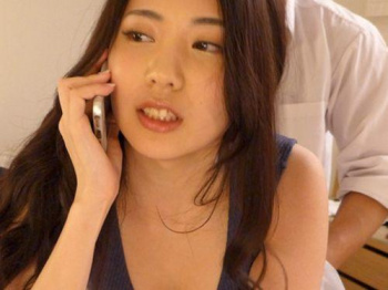 【山岸逢花】清楚で綺麗な美人妻が夫の上司に呼び出されて3Pセックスを強要されて絶頂墜ち！の画像