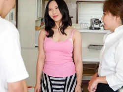 【朝陽えま】無自覚な誘惑で男を虜にする美人お姉さんに挿入を我慢できなったの画像