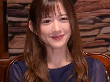 【希島あいり】しぶしぶ承諾した夫婦交換性活で当然の如く肉体関係も強要される美人妻の画像