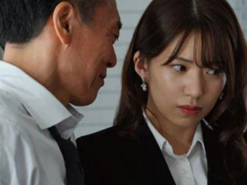 【山岸逢花】変態男のキメセク媚薬使用レイプに絶頂しながら耐え忍ぶ健気な美人妻の画像