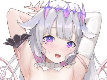 【画像】どっちがシコれる?の画像