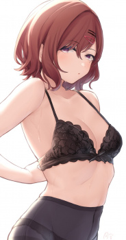 【画像】下着丸見えの着替え中女の子、激写されてしまうw w w w w w ww wの画像