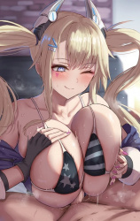 【画像】二次元ギャルの、エッチすぎるイラストがこちらw w w w w w w w w w wの画像
