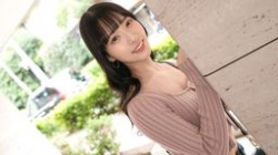 個人撮影●NTRプレイの背徳感に興奮するホテル勤務の癒し系美女25歳の画像