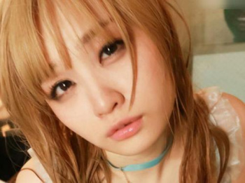 【素人】童貞キラーの激甘美人娘！豪華にも生姦セックスまで強要してしまう神ギャルの中出し筆おろし！の画像