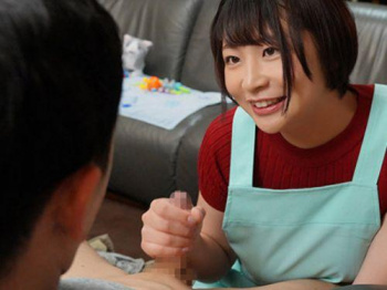 【瀬田一花】甘えさせてくれるベビーシッターの巨乳巨尻お姉さんと夢中で浮気セックス！の画像
