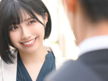 【石原希望】天然爽やかスマイルの美顔女上司が実はSEX中毒で出張中に精子を全て抜き取られた！の画像