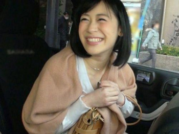 【素人】久々のセックスに興奮してニヤけ顔がエロい欲求不満の美人若妻とパコハメ撮影！の画像