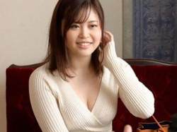 【望月あやか】二年間のセックスレスで欲求不満の限界だった巨乳美人妻が尋常でない淫らなSEXに絶頂イキ！の画像