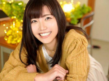【新美詩織】目標だった小学校の教師の内定を取り消してAV出演した清楚美人な女子大生！の画像