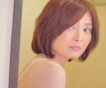 [本庄優花]＜鬼畜＞だめぇ､､､♡たまらん色気の義母がゲス息子に媚薬キメられ火照るマンコは強制交尾を逆らえないｗｗｗの画像