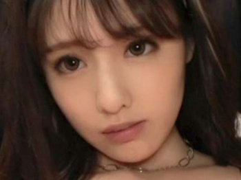 ラブホ企画で濃厚フェラや凄テク騎乗位セックスしてエッチに乱れちゃう美尻スレンダーで顔面優勝レベルの裏垢女子！の画像