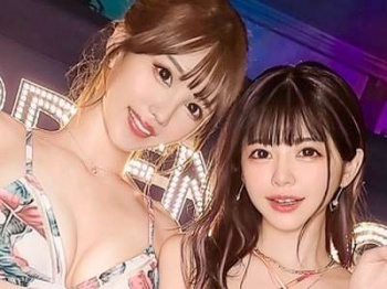 ティックトック企画で濃厚ベロチューや美顔フェラ、逆3Pハーレム痴女セックスしてエッチに乱れちゃう美人ギャルコンビ！の画像
