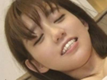 ハメ撮り素人企画でデカ尻アップのずらしハメでパンパン杭打ち騎乗位セックスしてエッチに乱れちゃう21歳のJD！の画像