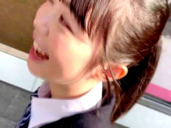 【素人企画】制服着衣セックスして黒髪ポニテでキメ細かい肌感バツグンのかわいい女子校生がエロエロ！の画像