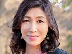 【熟女×素人】腰振りグラインド騎乗位な人妻NTRの浮気セックス禁断性交しちゃう55歳の完熟熟女の伯母!の画像