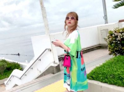 【TikTok企画】大量潮吹きお漏らしハメ潮セックスしてエッチに乱れちゃうスレンダー・クビレボディの美人ギャル!の画像