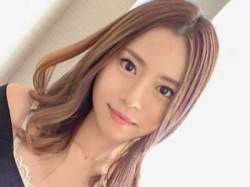 【素人】素人ネット応募エロ企画で潮吹きお漏らしやグラインド騎乗位セックスで美尻デカ尻ボディの人妻熟女がエロ乱れる!の画像