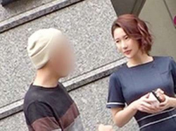 【不倫×素人】乳揺れ濃厚な浮気セックス人妻NTRするチョロイン”ご無沙汰まんこ”の奥さま！の画像