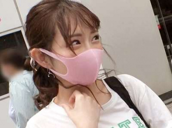 【美人×素人】会社おサボり企画でSMフェラや種付けプレス、鬼ピスのパンパン膣内射精セックスして20歳の美人がエロエロ！の画像