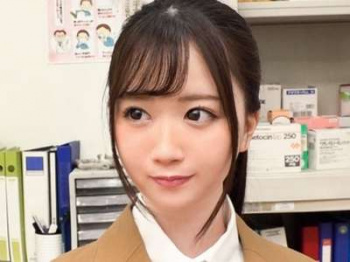 【パイパン×素人】悪いオトナにイタズラされてピンク乳首女子校生がスケベな展開！乳首イキや中出しもあるよ！の画像