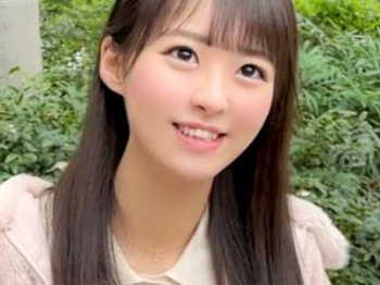 【パイ射×素人】素人企画で破れ素パンスト着エロ痙攣イキセックスして20歳のちっぱいスレンダー激カワ美少女がシコい流れ！の画像
