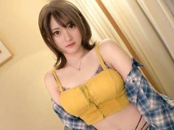 【ブーツ×素人】濃厚フェラやニーハイブーツ美脚で杭打ちガニ股騎乗位セックスして美人ギャルがスケベな展開！の画像
