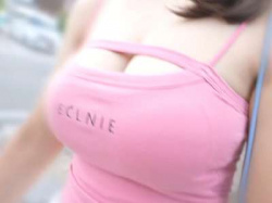 【スレンダー×素人】素人企画でパイズリ抜き女神プレーや巨乳スレンダー・クビレを晒したセックスして20歳がスケベな展開！の画像