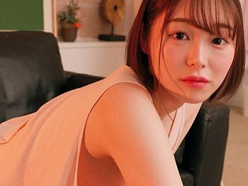 [お姉さん]≪天国るる≫『何するのぉ///』デカパイカワイイ女の子の誘惑ドスケベSEXの画像