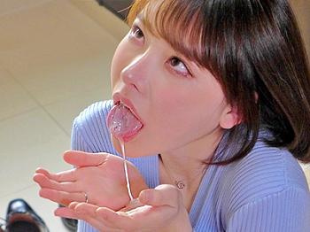 [vjav]《女子大生》激カワ女子校生。お小遣いほしいから、放課後おじさんとセックスばかりしてる。の画像