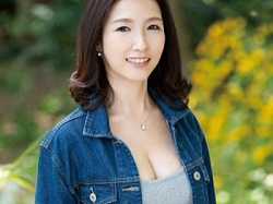 [YouJizz]【黒木まり】色気があってエロいオッパイが魅力的な人妻がAV初出演を満喫して乱れまくるwwの画像