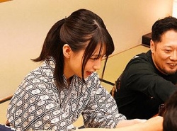 [中出し]【素人娘】デカチチの保育士さんが児童のパパさんとセックス！生ハメ撮りでの映像が裏流出しちゃった●撮作品【エロ動画】の画像