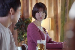 酔っぱらった憧れの豊満女優を介抱…セックスに誘われ妖艶なテクでイチャラブ姦!下着ズラしてぬっぽり騎乗位?の画像
