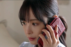 報酬と引き換えにカラダを差し出す若教師…絶倫オヤジチンポで膣奥をガン突きされアエギ声が漏れる?の画像