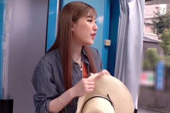 26歳の美人奥さんが言葉巧みにお股を開く…マサージの体験で敏感部分を刺激され大洪水！貞操破りの膣奥ピス?の画像