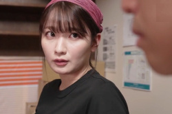 脱いだら凄く豊満でビックリ！世話焼きな性格のバイト先の店主とムフフな関係に…大量精子を口内にどっぷり出しちゃった?の画像