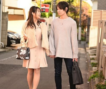 <ガチレ●プ>『中は…いやあああ!』彼氏と楽しく過ごす清楚な女子大生を…妬んだ女が仕組んだ復讐レ●プ!男たちに輪姦させての画像