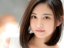 <AVデビュー>エロ清楚な美少女が覚悟の初撮りSEXで大量潮吹き!羞恥なデカ尻騎乗位で痙攣お漏らし…連続絶頂の失禁アクメの画像