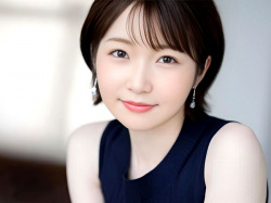 ☆AVデビュー☆30歳.の色白清楚な透明感MAXのスレンダー人妻熟女が初撮り！電マオナニーで痙攣の”おばさん”の羞恥浮気の画像