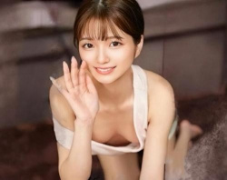 学校一可愛い年下女子大生が…酔って泊まることに⁉『先輩…勃起してるの？』無防備ピンク乳首チラに童貞ちんこはガマンできず…の画像