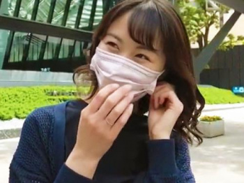 【四十路】「もう若くないのに…私で大丈夫ですか？ｗ」笑顔が素敵な素人妻のハメ撮り！夫には言えない禁断の膣内射精【浮気妻】の画像