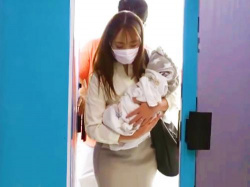 【マジックミラー号】「主人の生おちんちんより立派なの♡♡」美巨乳RR奥さまを人妻ナンパ!たっぷり膣内射精w【NTR企画】の画像