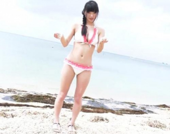 Ｈカップ巨乳セクシーアイドル「桐谷まつり」ちゃんが、沖縄の地で撮影したイメージビデオ！の画像