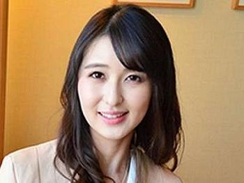 NTR：[四十路]【熟女×素人】スレンダーの美熟女がパコパコ！技あり騎乗位！ハメ撮りえちっくす！の画像
