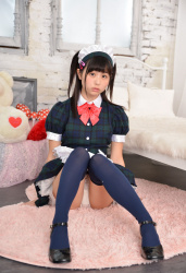 メイドのしゃがみパンチラ♡体育座りパンチラ♡♡【その5】の画像