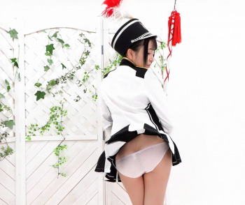 【エロ】強風でパンチラ・パンモロするコスプレ美女・チアガール♡スカートの中のパンツ丸見えパラダイス♡♡【その6】の画像